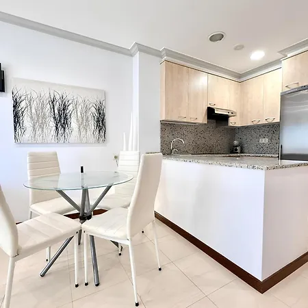 Mediterraneo Real And Pool Cozy Daire Fuengirola